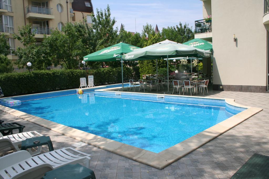 Family Hotel Aurelia Σάνι Μπιτς Εξωτερικό φωτογραφία