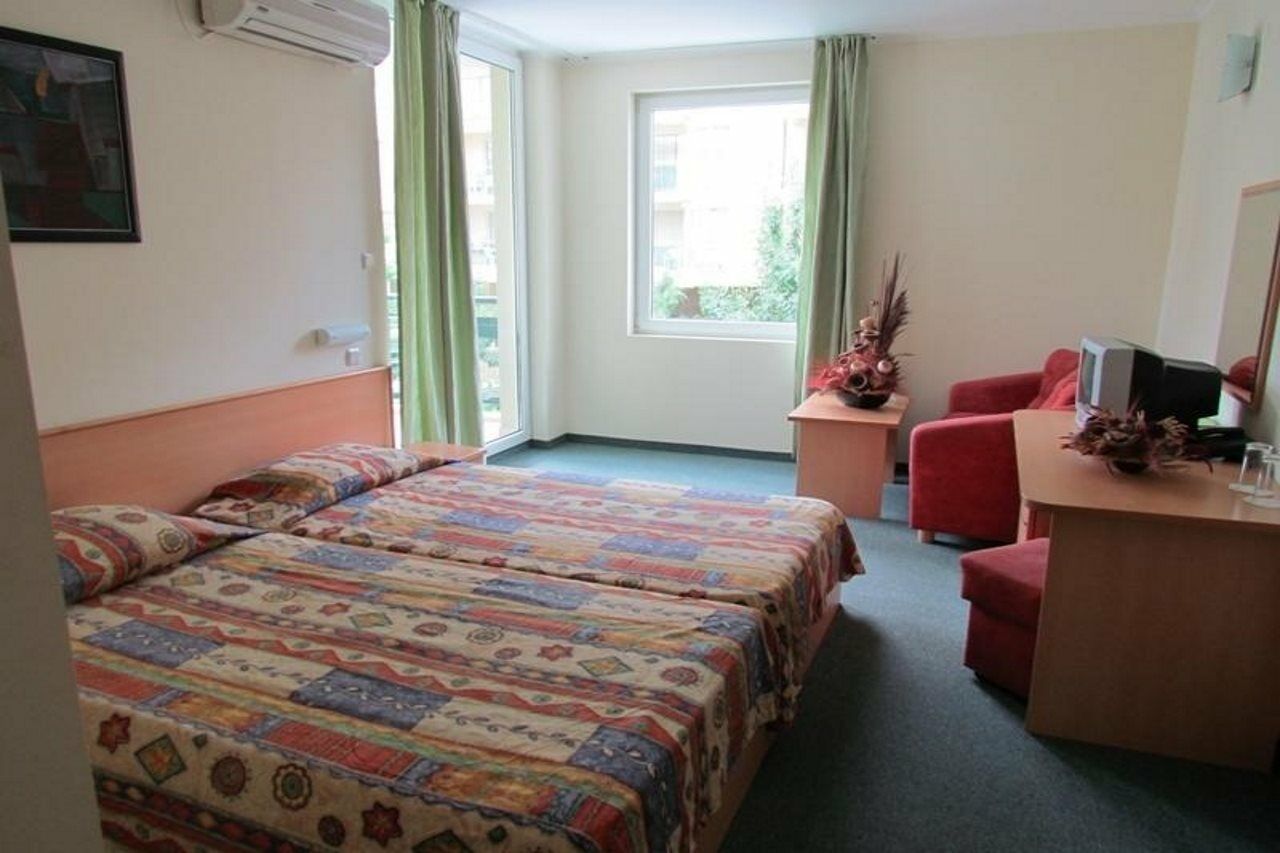 Family Hotel Aurelia Σάνι Μπιτς Εξωτερικό φωτογραφία